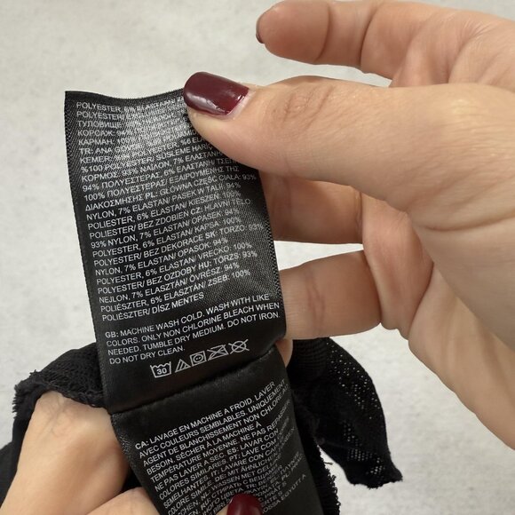 The North Face Shorts Womens Small Black Stretch Drawstring Zip Pocket NF0AAQF - Picture 12 of 13